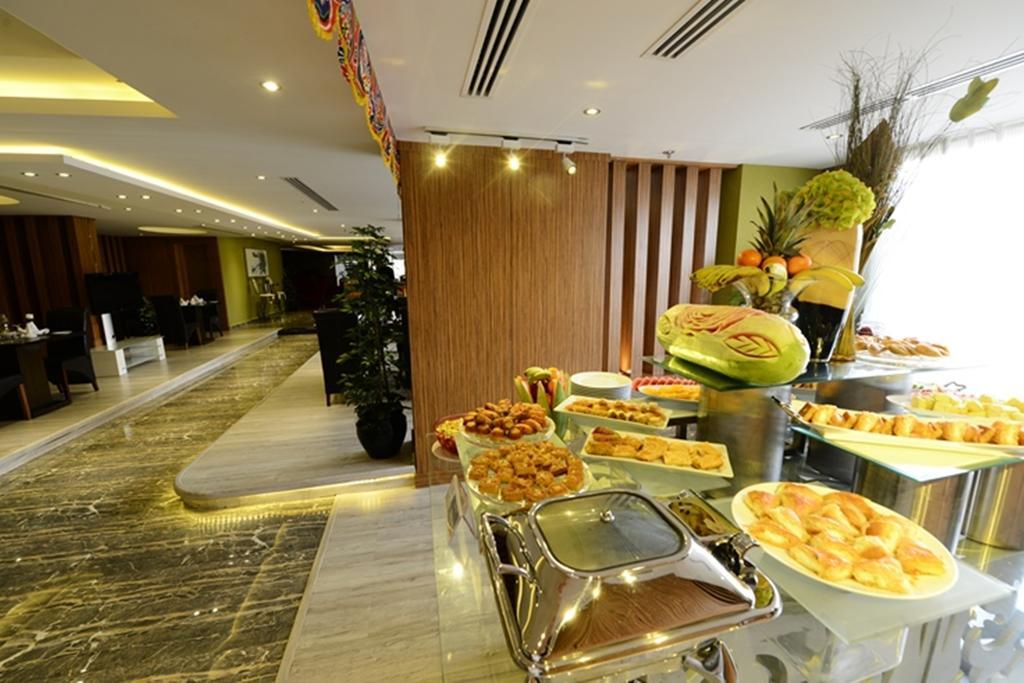 Obaer Hotel Riaad Buitenkant foto