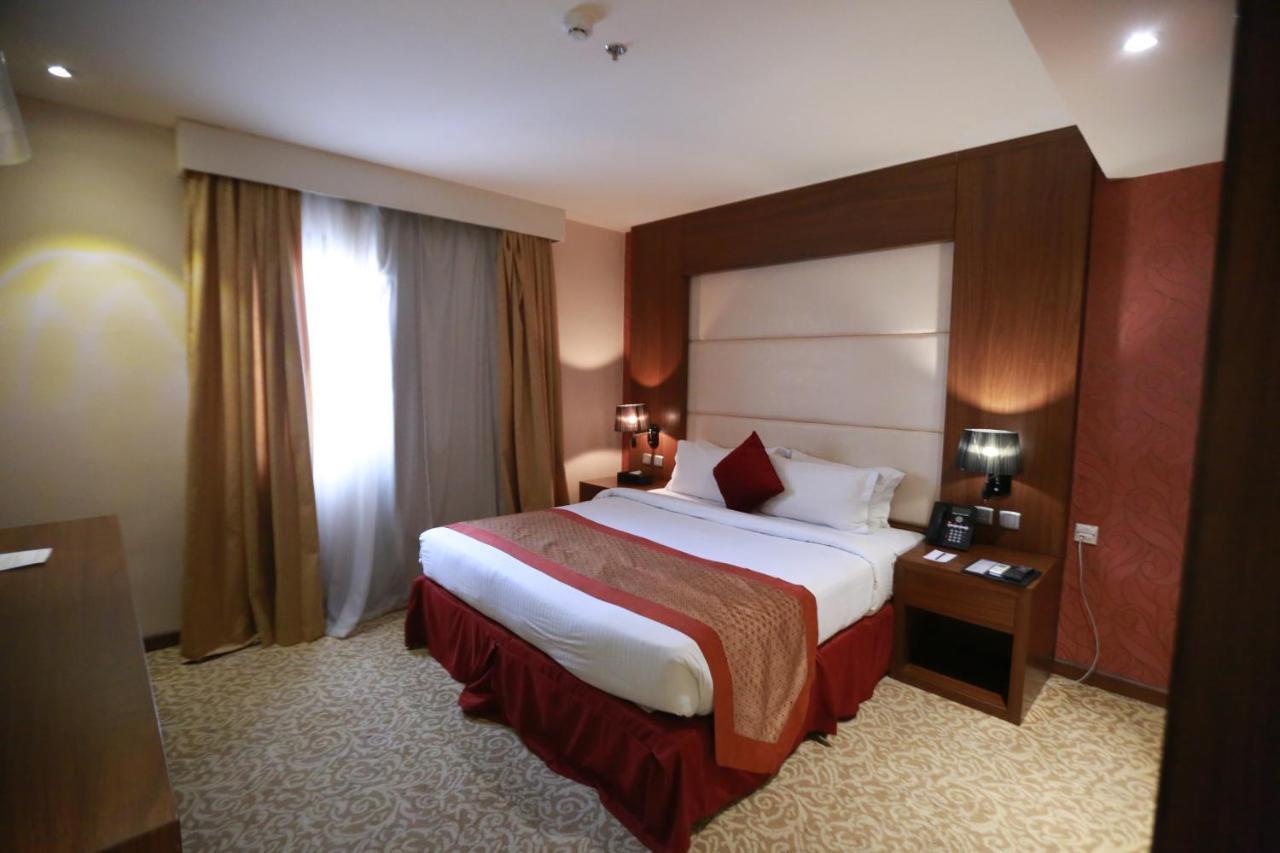Obaer Hotel Riaad Buitenkant foto